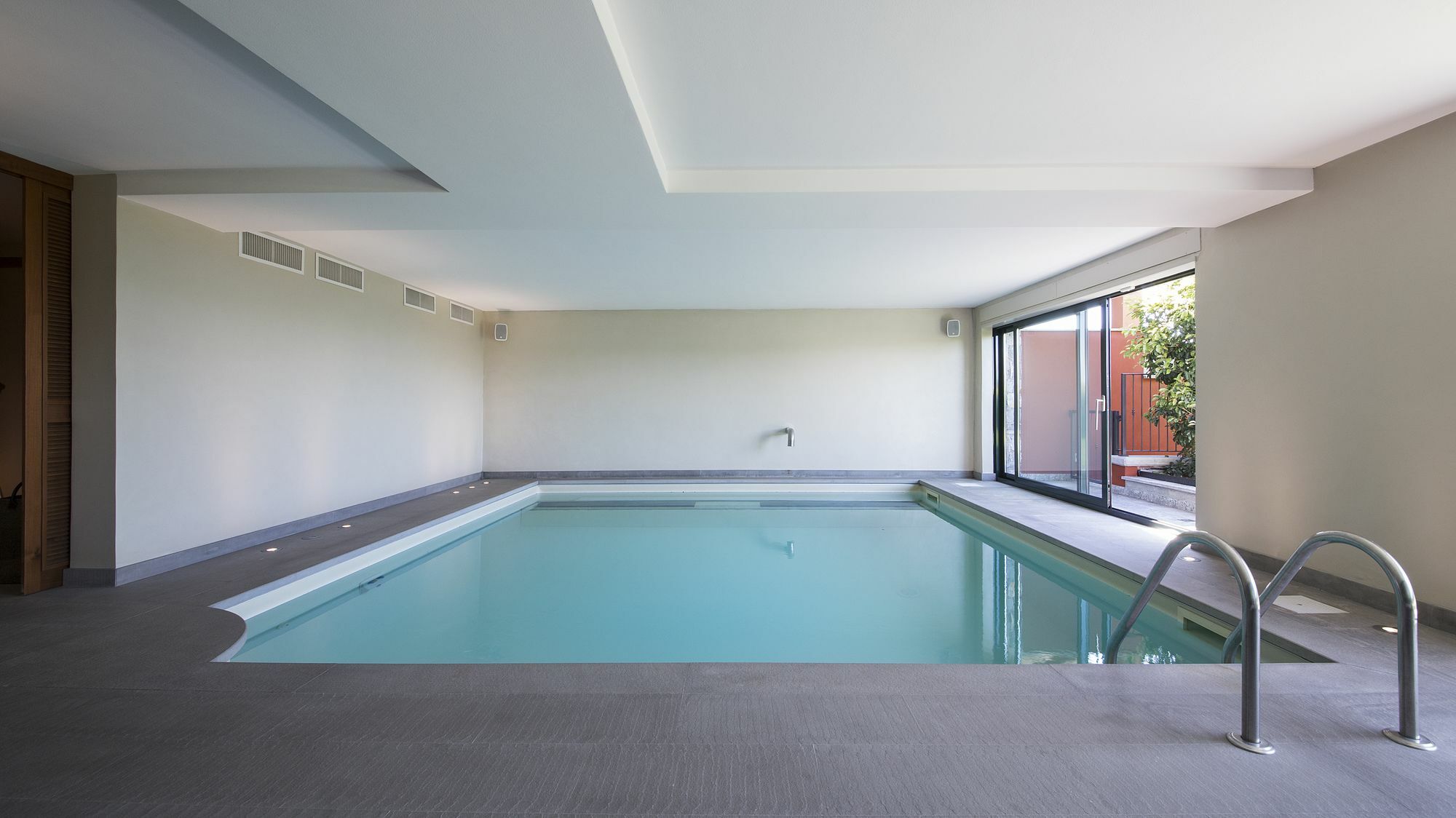 Suite & Pool-Como House-160 Mt-Private Indoor Swimming Pool, Heated All Year-Private Covered Parking-Private Garden And Terrace-Fully Equipped Kitchen Exterior foto